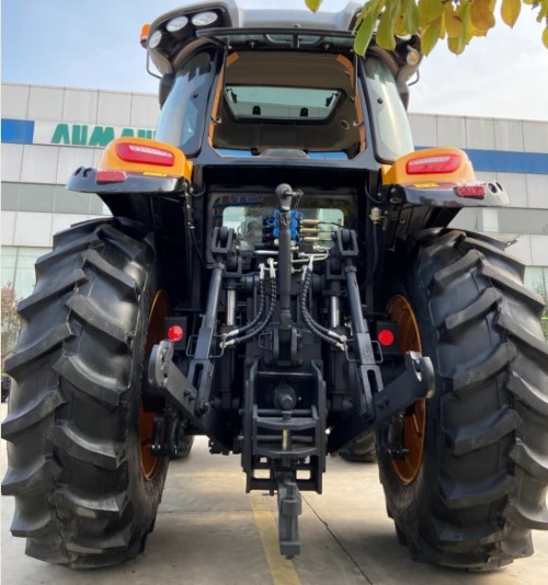 220HP Farm Tractor